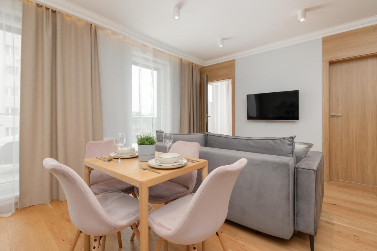 Apartament Z Tarasem W Centrum Swinoujscia By Noclegi Renters Świnoujście Extérieur photo